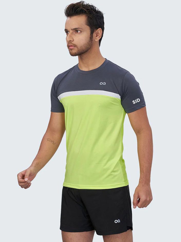 sports and activewear T-shirts